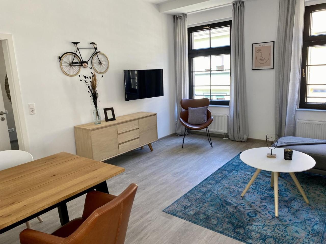 Discovair - Eisenach Karl14 - Vollausgestattete Apartments Mit Netflix In Der Fussgaengerzone Room photo