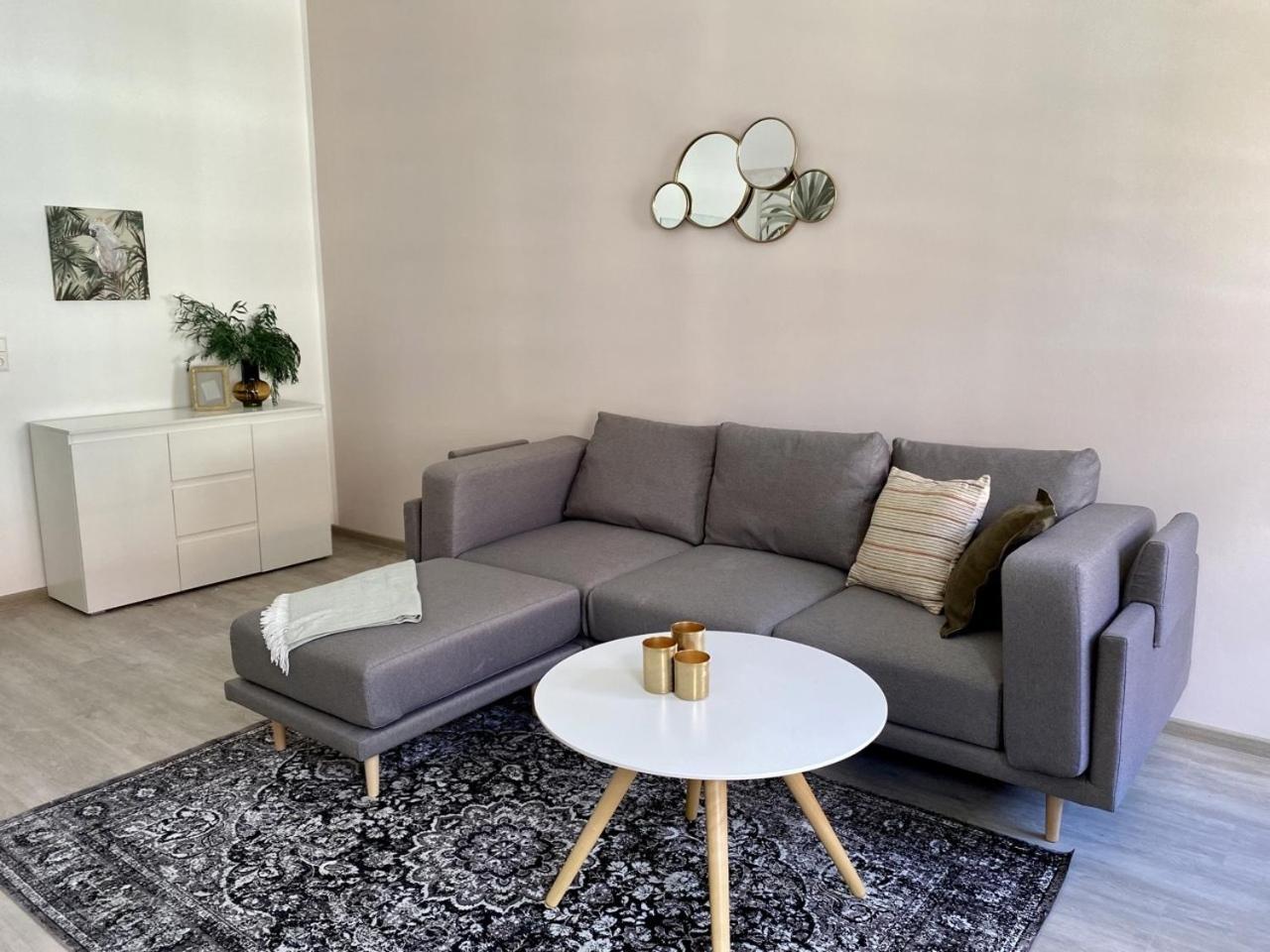 Discovair - Eisenach Karl14 - Vollausgestattete Apartments Mit Netflix In Der Fussgaengerzone Room photo