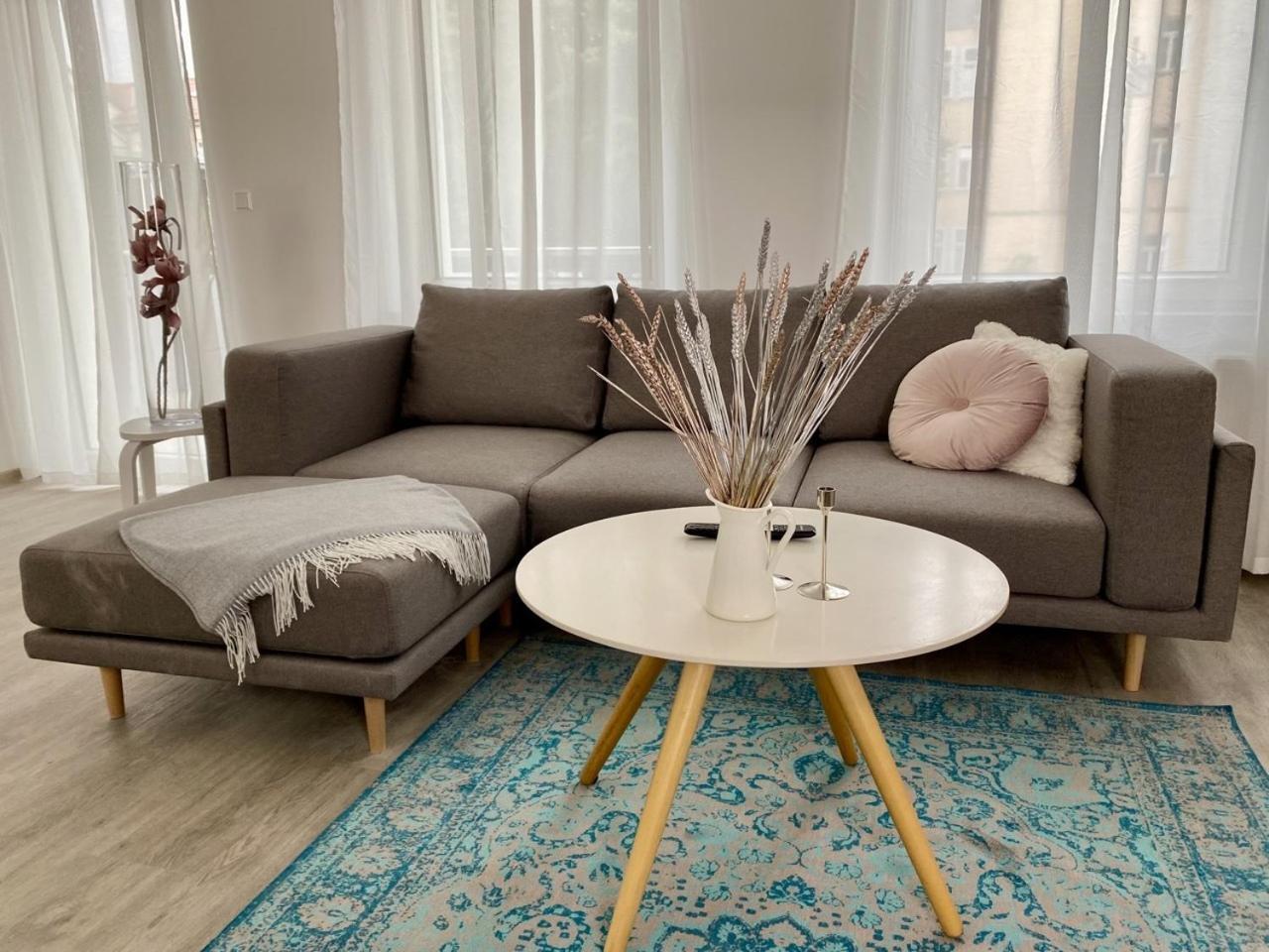 Discovair - Eisenach Karl14 - Vollausgestattete Apartments Mit Netflix In Der Fussgaengerzone Room photo