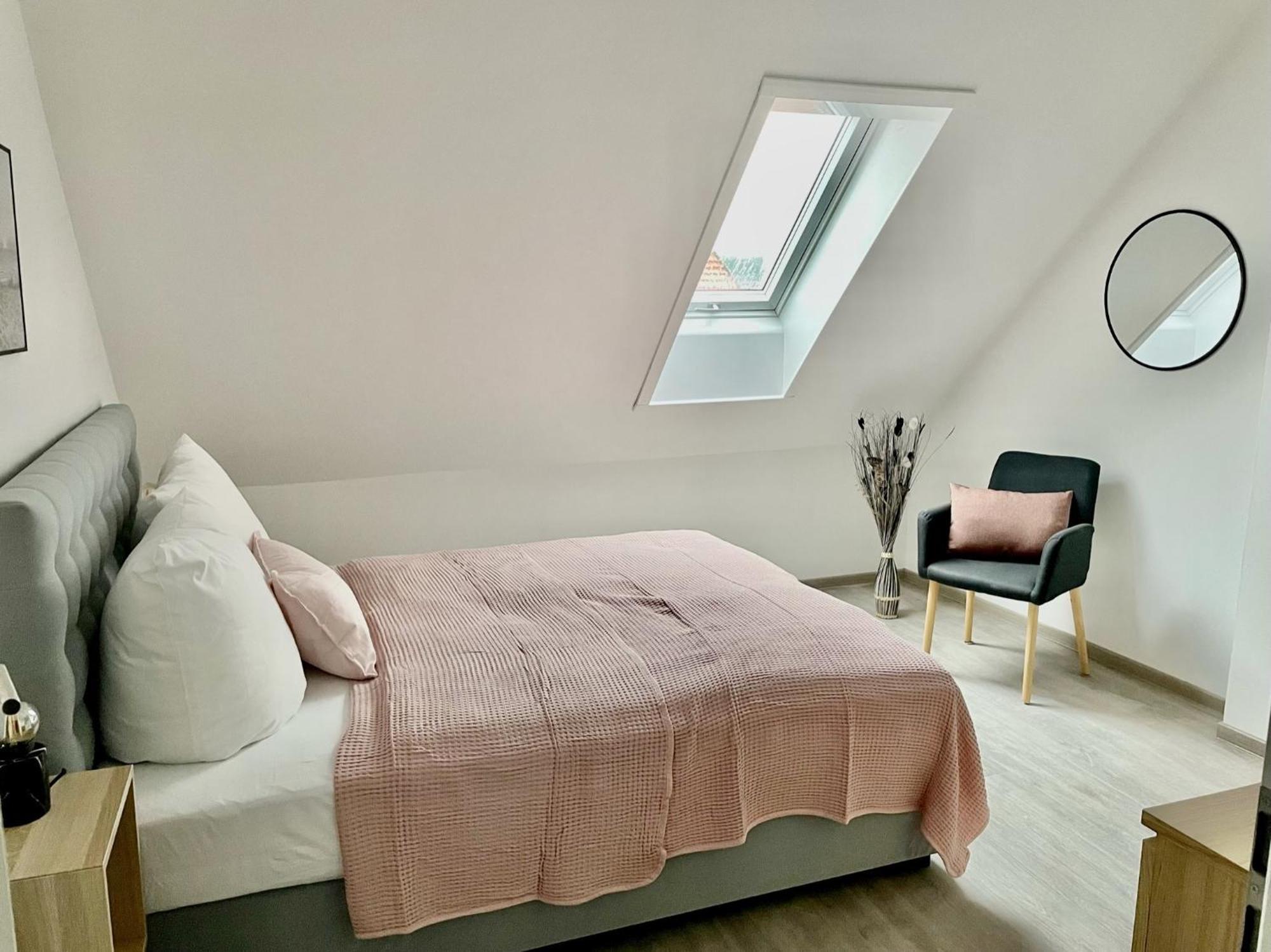 Discovair - Eisenach Karl14 - Vollausgestattete Apartments Mit Netflix In Der Fussgaengerzone Room photo